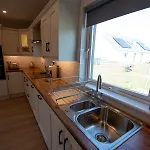 Modern, Luxurious And Super Comfy In Holiday home