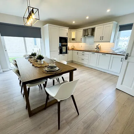 Modern, Luxurious And Super Comfy In Σπίτι διακοπών Bundoran