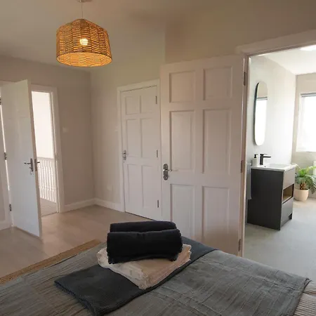 Σπίτι διακοπών Modern, Luxurious And Super Comfy In *