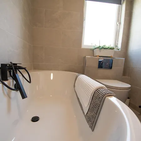 Σπίτι διακοπών Modern, Luxurious And Super Comfy In *